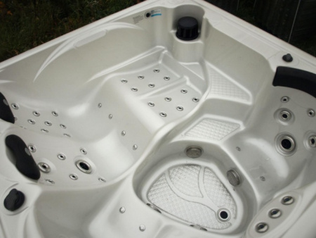 Гидромассажный бассейн Sunrans SR869